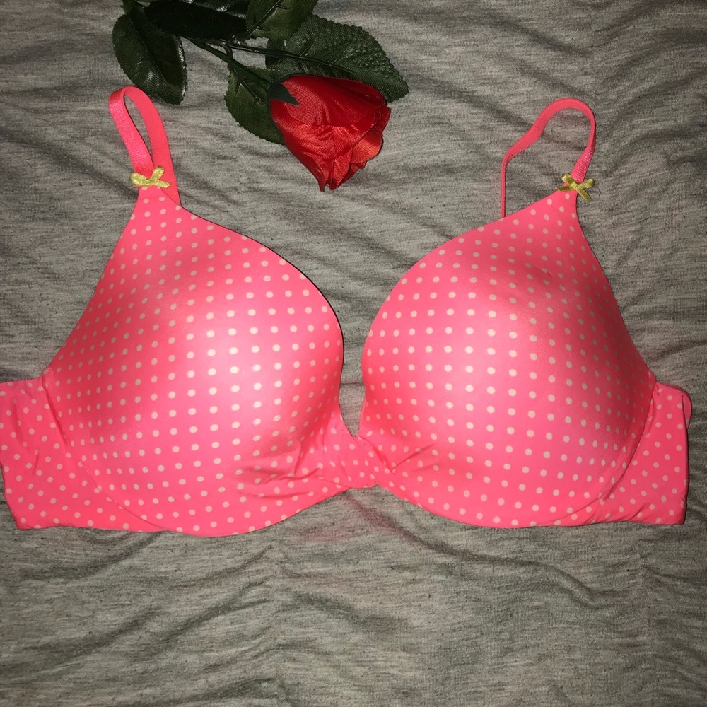 ❤️Victoria’s Secret Plunge Push Up Bra